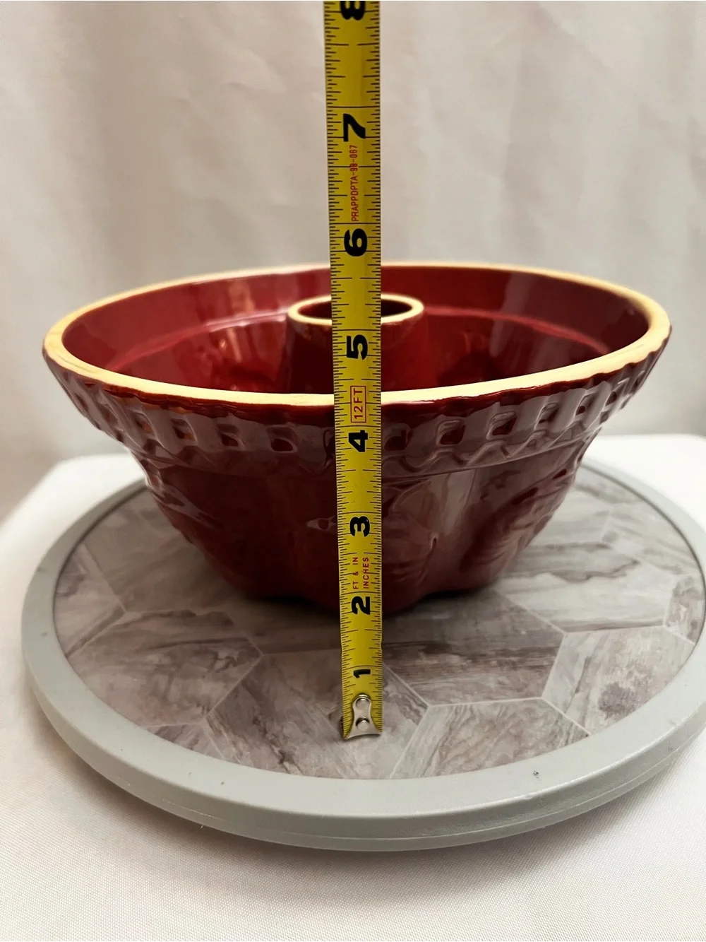 Vintage Red Speckled Ceramic Chicken Bundt Cake Pan Mold Bakeware 10.5 Inch